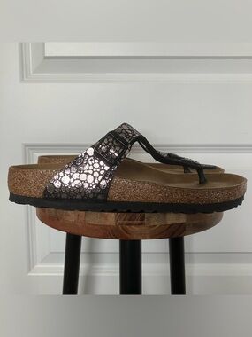 NEW Birkenstock Arizona Sandals Womens EU 38 US 7-7.5 Metallic Stone 2026-4a10